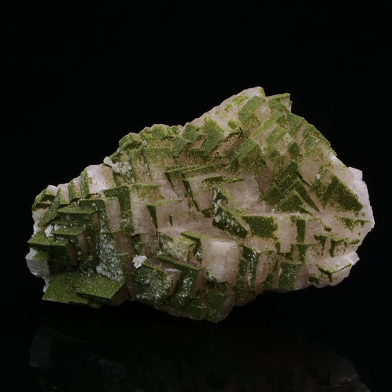 Duftite on Calcite from Tsumeb