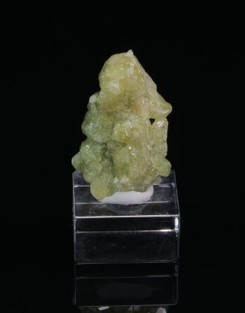 Vesuvianite Jeffrey mine Canada