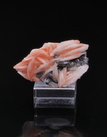 baryte and cerussite on galena  les dalles mine