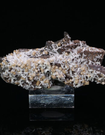 Olmiite and Bulfonteinite from Nchwaning mine