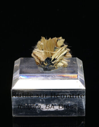 Rutile on Hematite Novo Horizonte Brazil