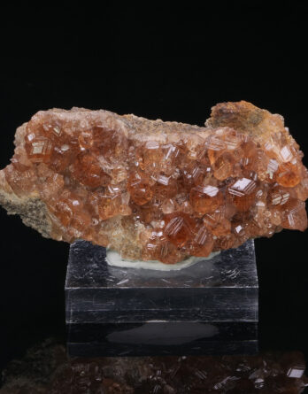 Grossular garnet Jeffrey Canada