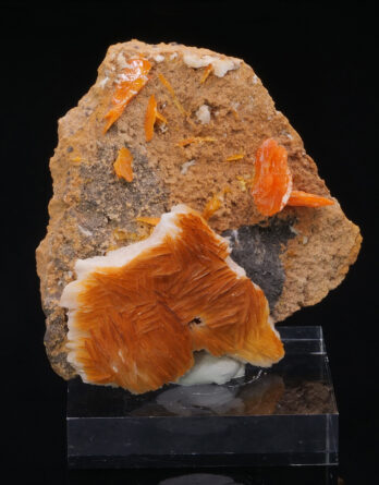 Wulfenite Baryte Morocco