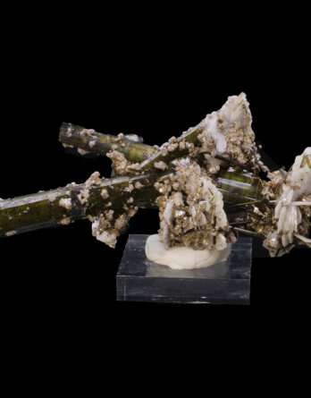 Tourmaline Cleavelandite Lepidolite Taquaral Brazil