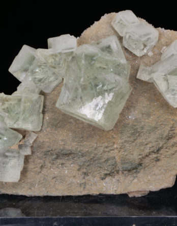 Fluorite twin from Ruyuan Mine, China