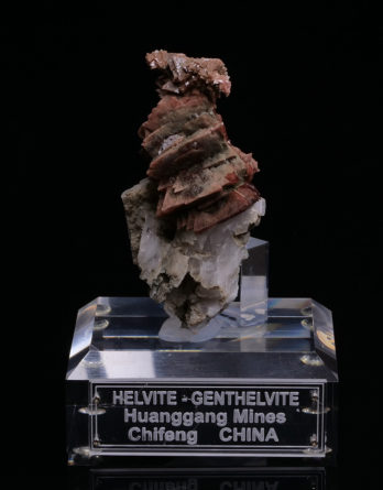 Helvite and Genthelvite from China