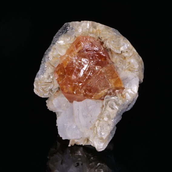 Scheelite from Pingwu Mine, China