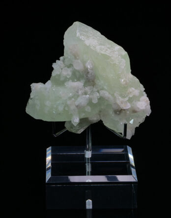 Datolite and Quartz from Russia