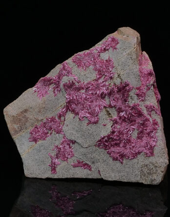 Erythrite from Australie