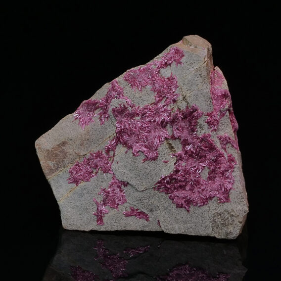 Erythrite from Australie