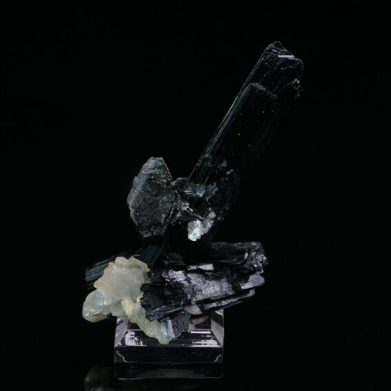 Ferro Actinolite from Pakistan